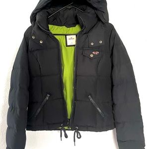 Navy Blue Hollister Puffer Jacket in Size Small